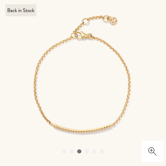 Mejuri Pavé Diamond Bar Bracelet Gold - Picture 3 of 4